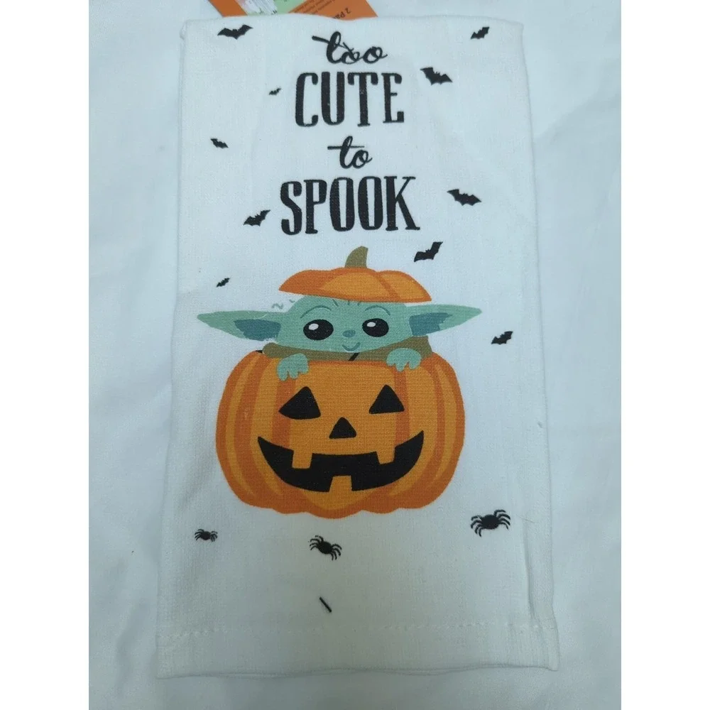 Mandalorian Baby Yoda‎ Halloween Kitchen hand Towels 2pc NEW Tooo Cute to Spook